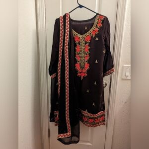 Brown Dress With Floral Embroidery 3pc